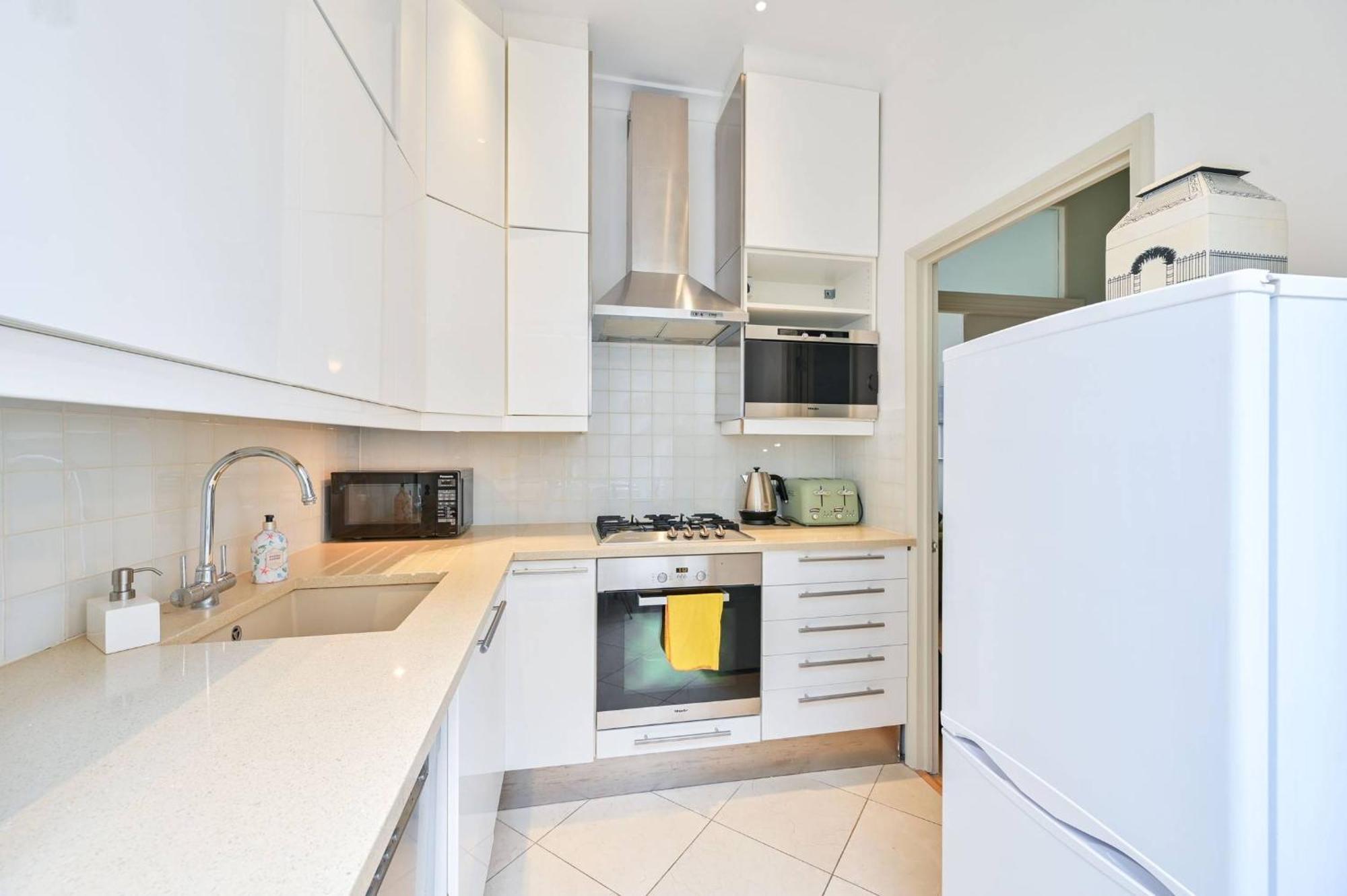 Belgravia 2 Bed Period Luxury Duplex London